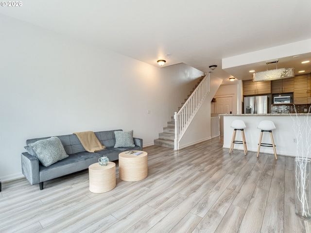 4906 Sw 1ST Ave, Portland, OR 97239