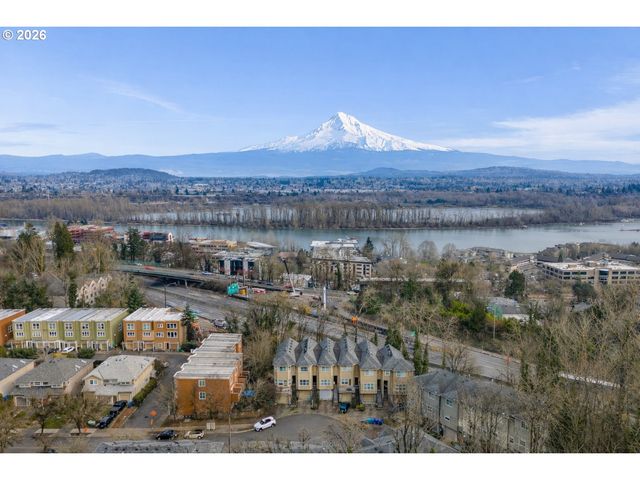 4906 Sw 1ST Ave, Portland, OR 97239