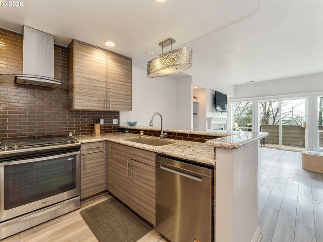 4906 Sw 1ST Ave, Portland, OR 97239