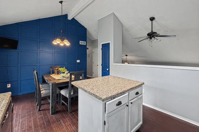 1930 Thornton Court, Des Moines, IA 50320