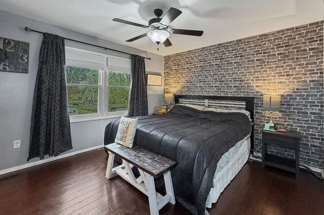 1930 Thornton Court, Des Moines, IA 50320