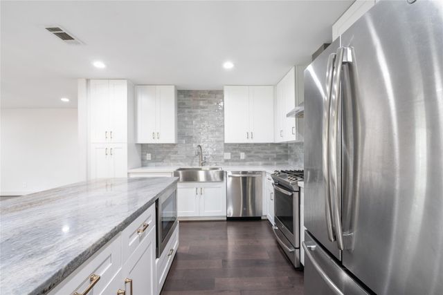 7307 Raton Street, Houston, TX 77055