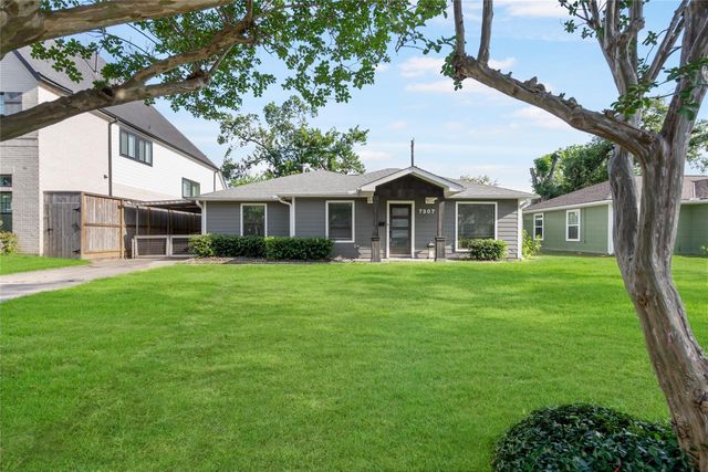 7307 Raton Street, Houston, TX 77055