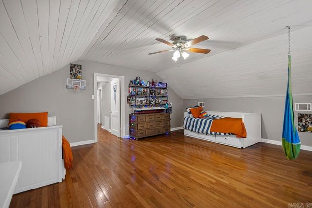 6523 Cantrell Road, Little Rock, AR 72207