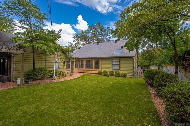 6523 Cantrell Road, Little Rock, AR 72207