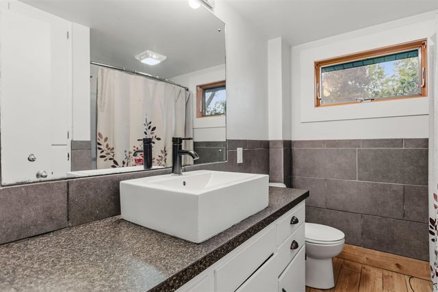 815 W 24th Street, Holland, MI 49423