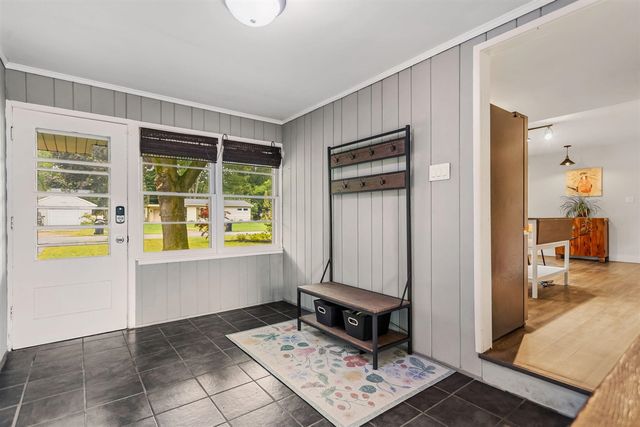815 W 24th Street, Holland, MI 49423