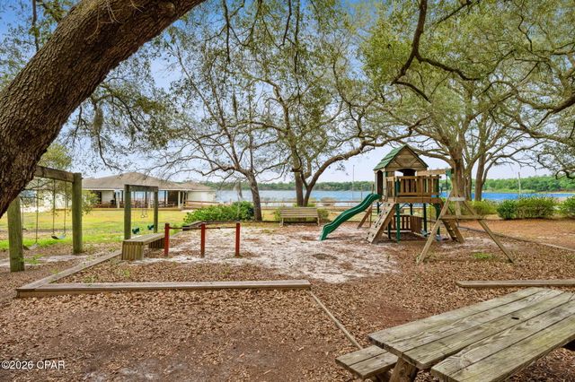 000 Quail Ridge Drive, Chipley, FL 32428