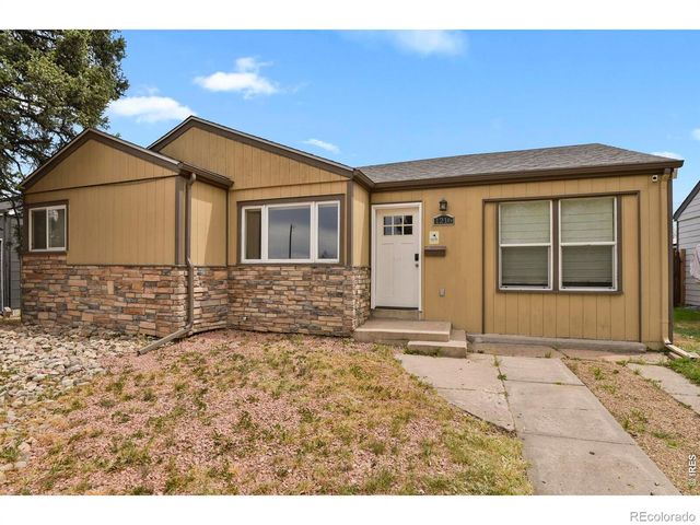 1216 Kingston Street, Aurora, CO 80010