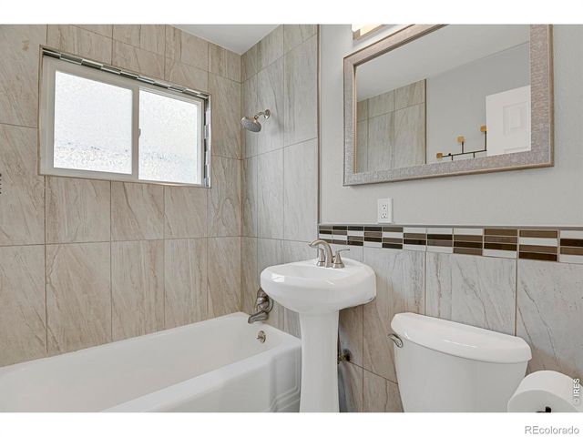1216 Kingston Street, Aurora, CO 80010