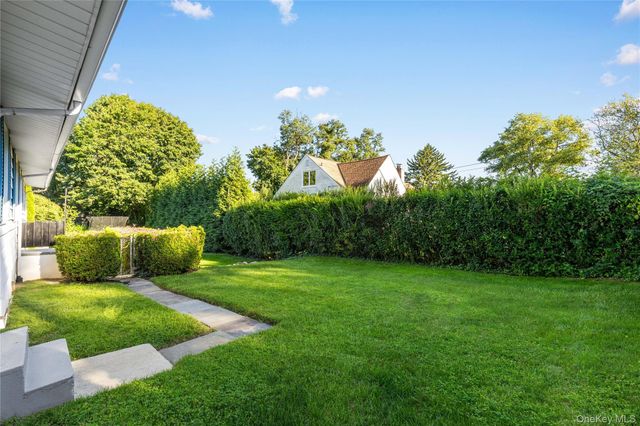 2 Argyle Road, Rye Brook, NY 10573
