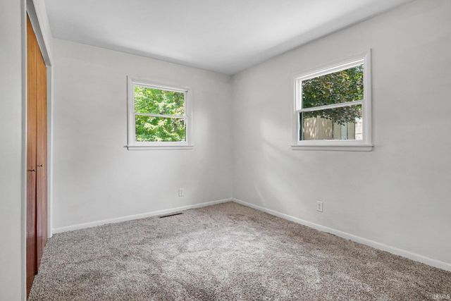 676 Milwaukee Avenue, Elkhart, IN 46514
