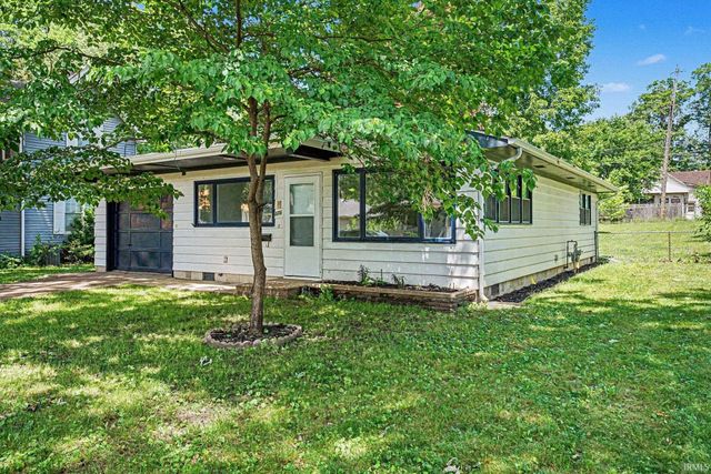 676 Milwaukee Avenue, Elkhart, IN 46514