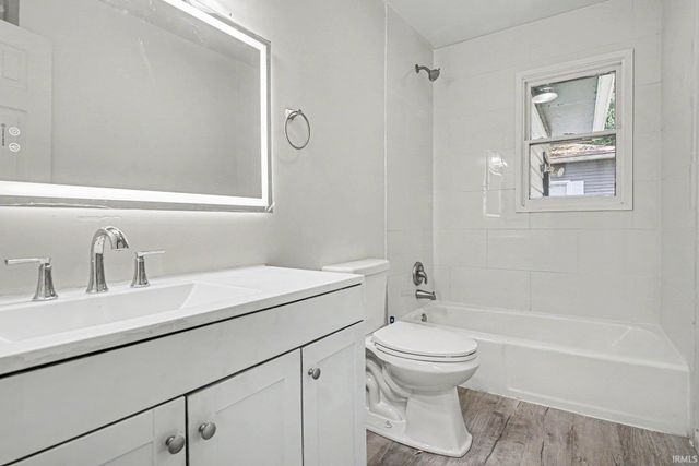 676 Milwaukee Avenue, Elkhart, IN 46514
