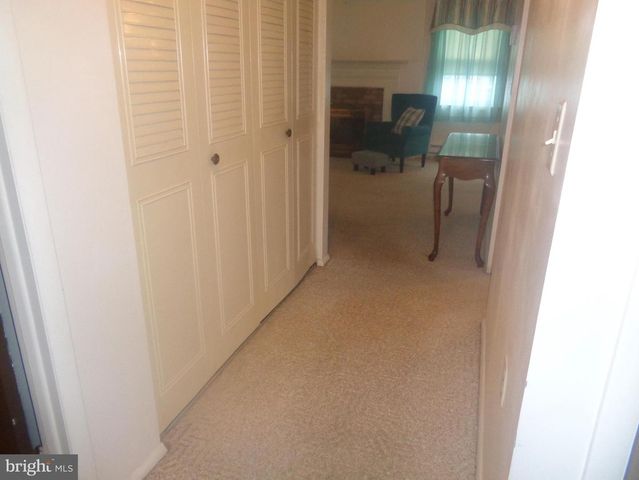 130 DORCHESTER DR, Southampton, NJ 08088