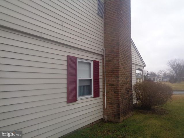 130 DORCHESTER DR, Southampton, NJ 08088