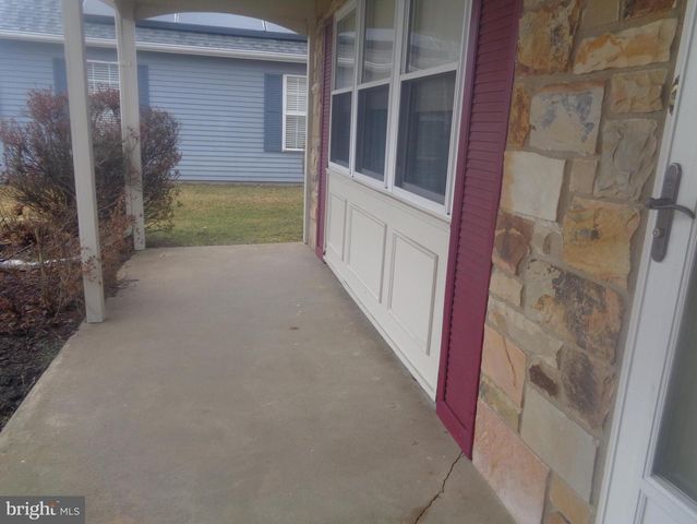 130 DORCHESTER DR, Southampton, NJ 08088