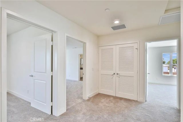 6836 Whitman Avenue, Van Nuys, CA 91406