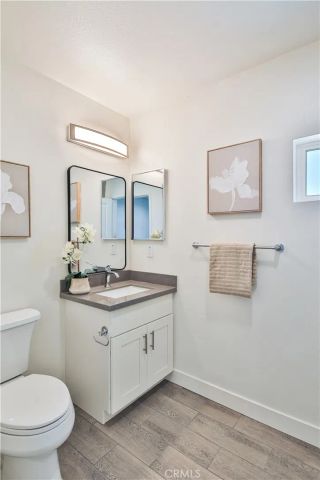 6836 Whitman Avenue, Van Nuys, CA 91406