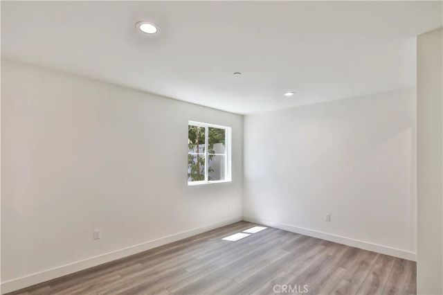 6836 Whitman Avenue, Van Nuys, CA 91406