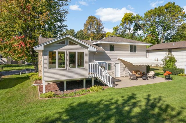 6624 Edgemont Boulevard N, Brooklyn Park, MN 55428