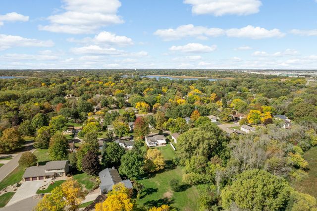6624 Edgemont Boulevard N, Brooklyn Park, MN 55428