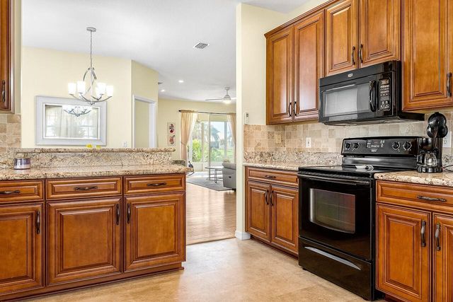 851 NW Sorrento Lane, Port St. Lucie, Port St Lucie, FL 34986