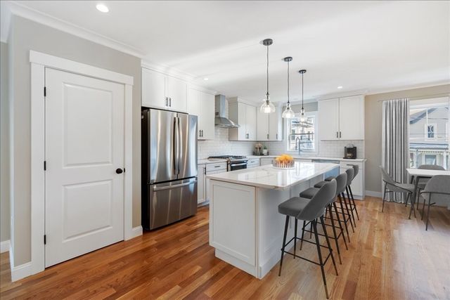 138 Myrtle Street 2, Waltham, MA 02453