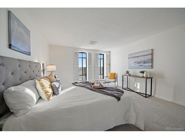 3131 E Alameda Ave 706, Denver, CO 80209