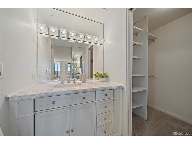 3131 E Alameda Ave 706, Denver, CO 80209