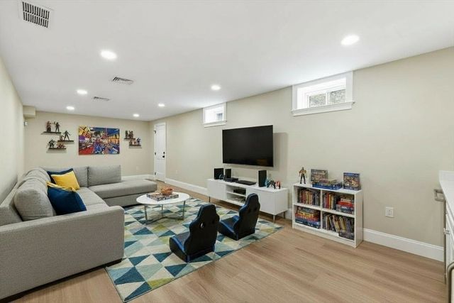 167 Burlington Street, Lexington, MA 02420
