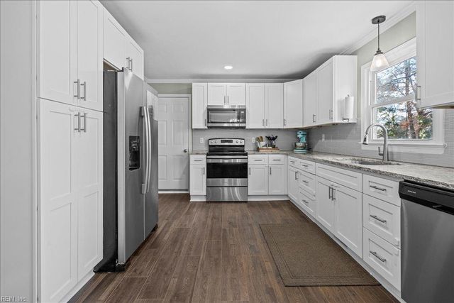 925 Lockspur CRES, Newport News, VA 23608