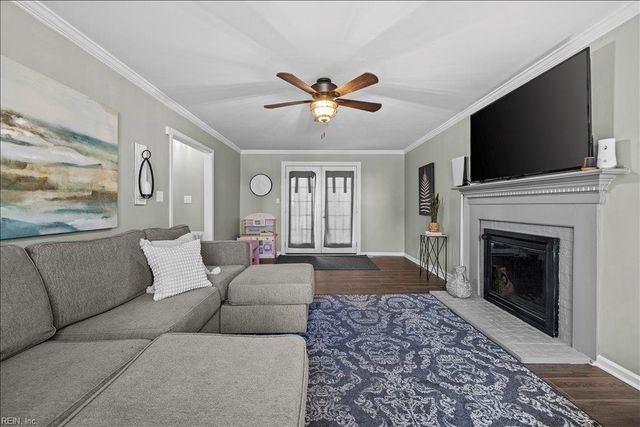 925 Lockspur CRES, Newport News, VA 23608