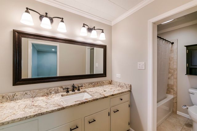 301 Estate Dr, Houma, LA 70364