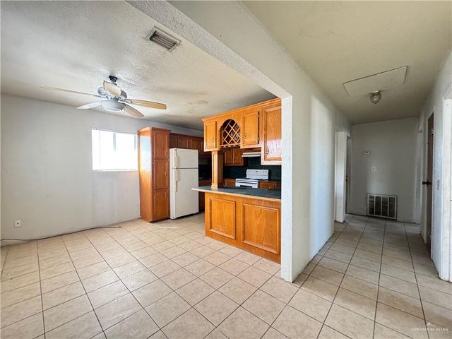 8014 N Lopez Street, Rio Grande City, TX 78582