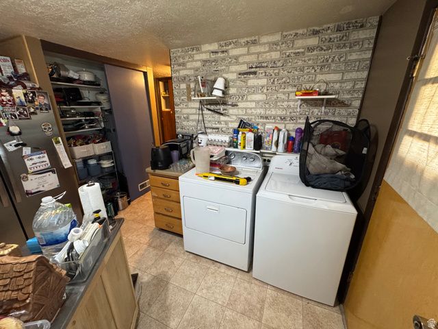288 W 1300 N, Sunset, UT 84015