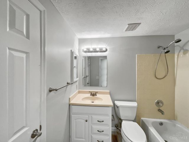 3833 Spring Mill Way, Deerfield Twp., OH 45039