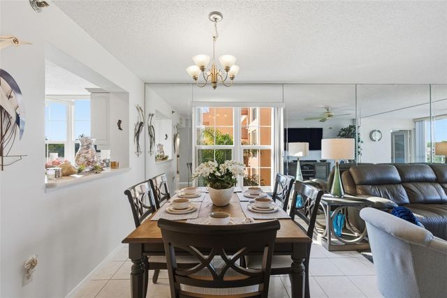 4530 PINEBROOK CIRCLE 301, Bradenton, FL 34209