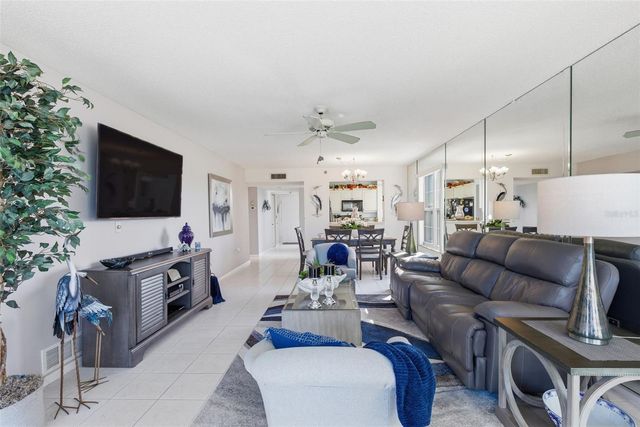 4530 PINEBROOK CIRCLE 301, Bradenton, FL 34209