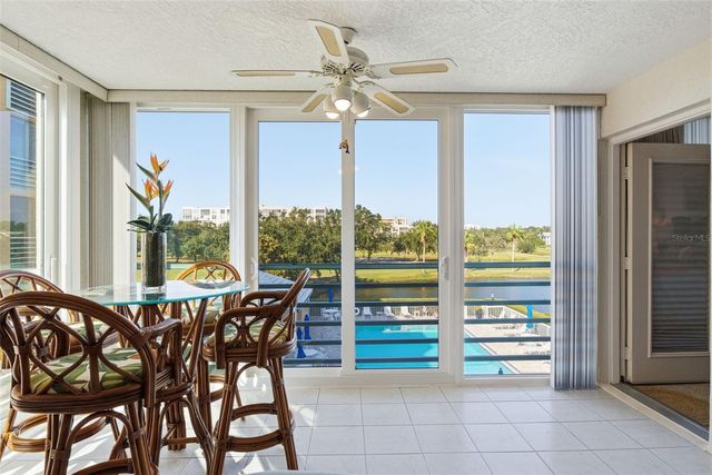 4530 PINEBROOK CIRCLE 301, Bradenton, FL 34209