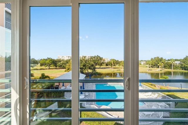 4530 PINEBROOK CIRCLE 301, Bradenton, FL 34209