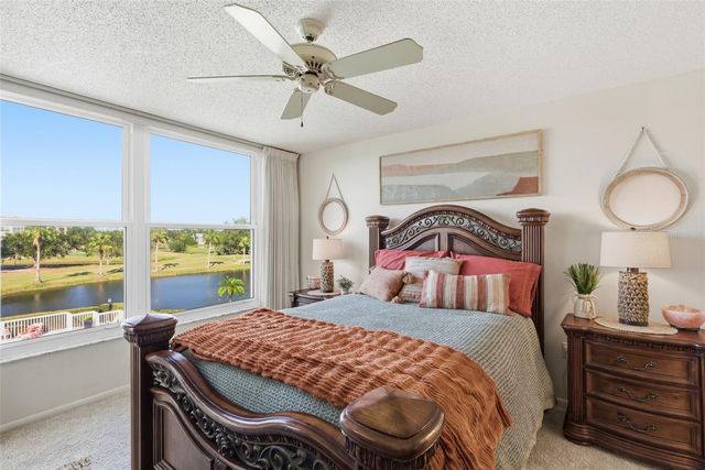 4530 PINEBROOK CIRCLE 301, Bradenton, FL 34209