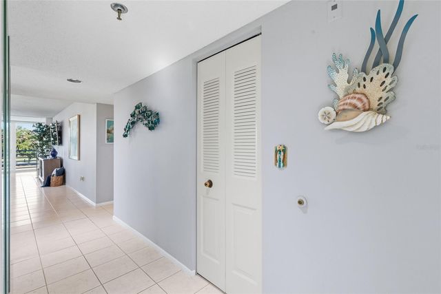 4530 PINEBROOK CIRCLE 301, Bradenton, FL 34209