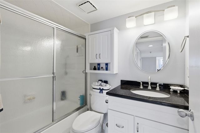 4530 PINEBROOK CIRCLE 301, Bradenton, FL 34209