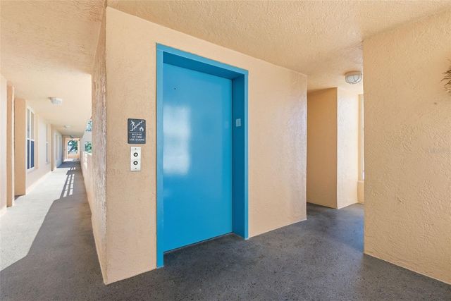 4530 PINEBROOK CIRCLE 301, Bradenton, FL 34209