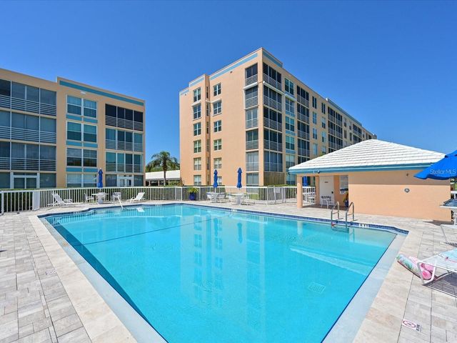 4530 PINEBROOK CIRCLE 301, Bradenton, FL 34209