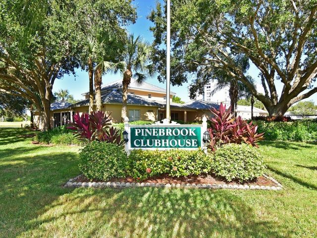 4530 PINEBROOK CIRCLE 301, Bradenton, FL 34209