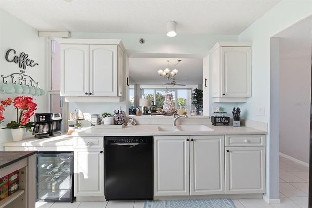 4530 PINEBROOK CIRCLE 301, Bradenton, FL 34209