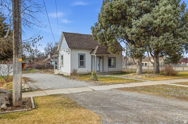 9 S 200 W, Smithfield, UT 84335