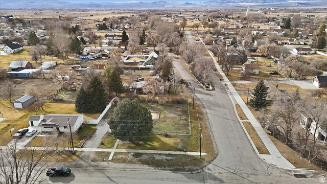 9 S 200 W, Smithfield, UT 84335